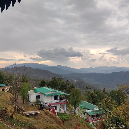 Bhanu Homestay, Kasar Devi アルモラ エクステリア 写真